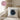 Sternzeichen Widder – mit Name & Datum personalisiert – Kissen in Rosa – Wohnbeispiel #farbe_rosa