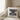Pause nur im Ladebildschirm – Kissen 40 × 40 cm mit Rückseite in Weiß – Wohnbeispiel #farbe_weiss