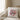 Lieblings Oma – Kissen 40 × 40 cm mit Rückseite in Weiß – Wohnbeispiel #farbe_weiss