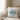Lieblings Mitbewohner – Kissen 40 × 40 cm mit Rückseite in Weiß – Wohnbeispiel #farbe_weiss