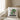 Vinosaurier – Kissen 40 × 40 cm mit Rückseite in Weiß – Wohnbeispiel #farbe_weiss