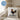 Talahuhn – Kissen 40 × 40 cm mit Rückseite in Blau – Wohnbeispiel #farbe_blau