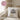 No drama lama – Kissen 40 × 40 cm mit Rückseite in Rosa – Wohnbeispiel #farbe_rosa