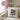 Papa loading – Kissen 40 × 40 cm mit Rückseite in Rosa – Wohnbeispiel #farbe_rosa