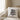 Opa loading – Kissen 40 × 40 cm mit Rückseite in Weiß – Wohnbeispiel #farbe_weiss