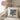 Schwester loading – Kissen 40 × 40 cm mit Rückseite in Rosa – Wohnbeispiel #farbe_rosa