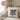 Schwester loading – Kissen 40 × 40 cm mit Rückseite in Rosa – Wohnbeispiel #farbe_rosa