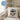 Die Welt ist bunt – Kissen 40 × 40 cm mit Rückseite in Blau – Wohnbeispiel #farbe_blau