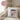 Bonus Mama nicht in meiner DNA aber in meinem herzen – Kissen 40 × 40 cm mit Rückseite in Rosa – Wohnbeispiel #farbe_rosa