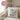 Färt – Kissen 40 × 40 cm mit Rückseite in Rosa – Wohnbeispiel #farbe_rosa